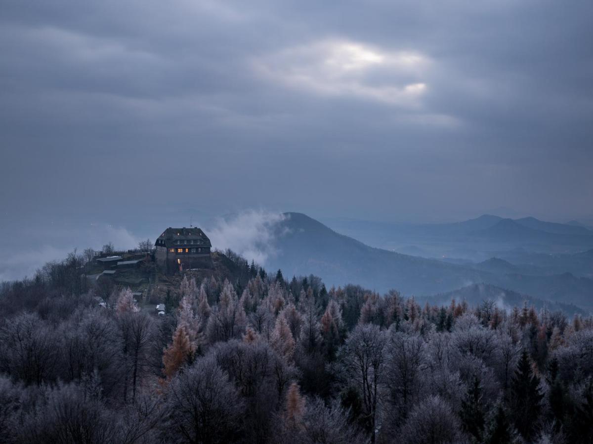 Hochwaldbaude Hotel Hain  Exterior photo